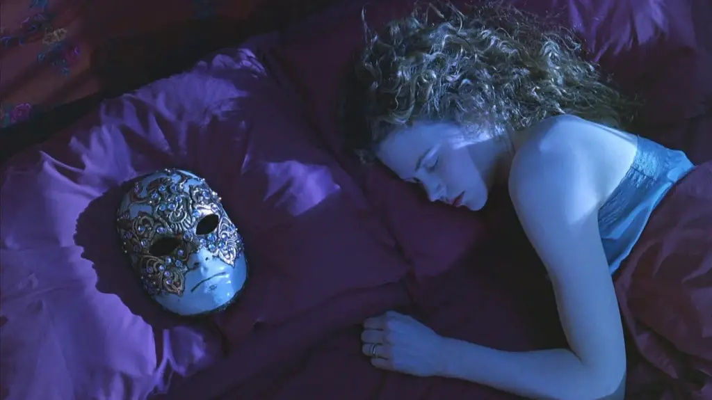 Eyes Wide Shut Film Scene