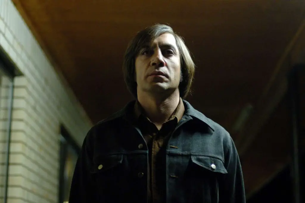 The tense confrontation between Moss and Chigurh